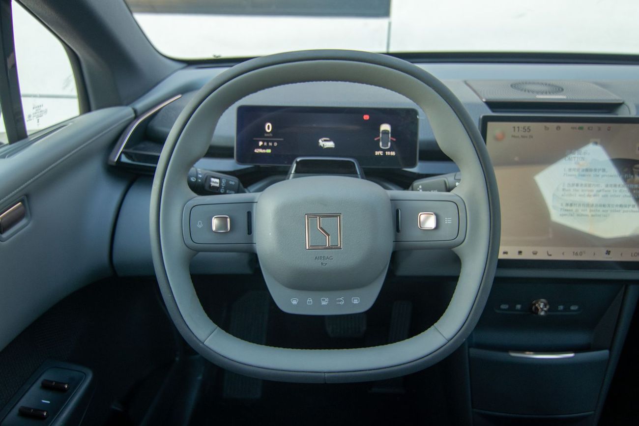 زيكر X 2026 ZEEKR X | STANDARD | RWD | GCC | 560 KM | 275 HP | EXPORT ONLY