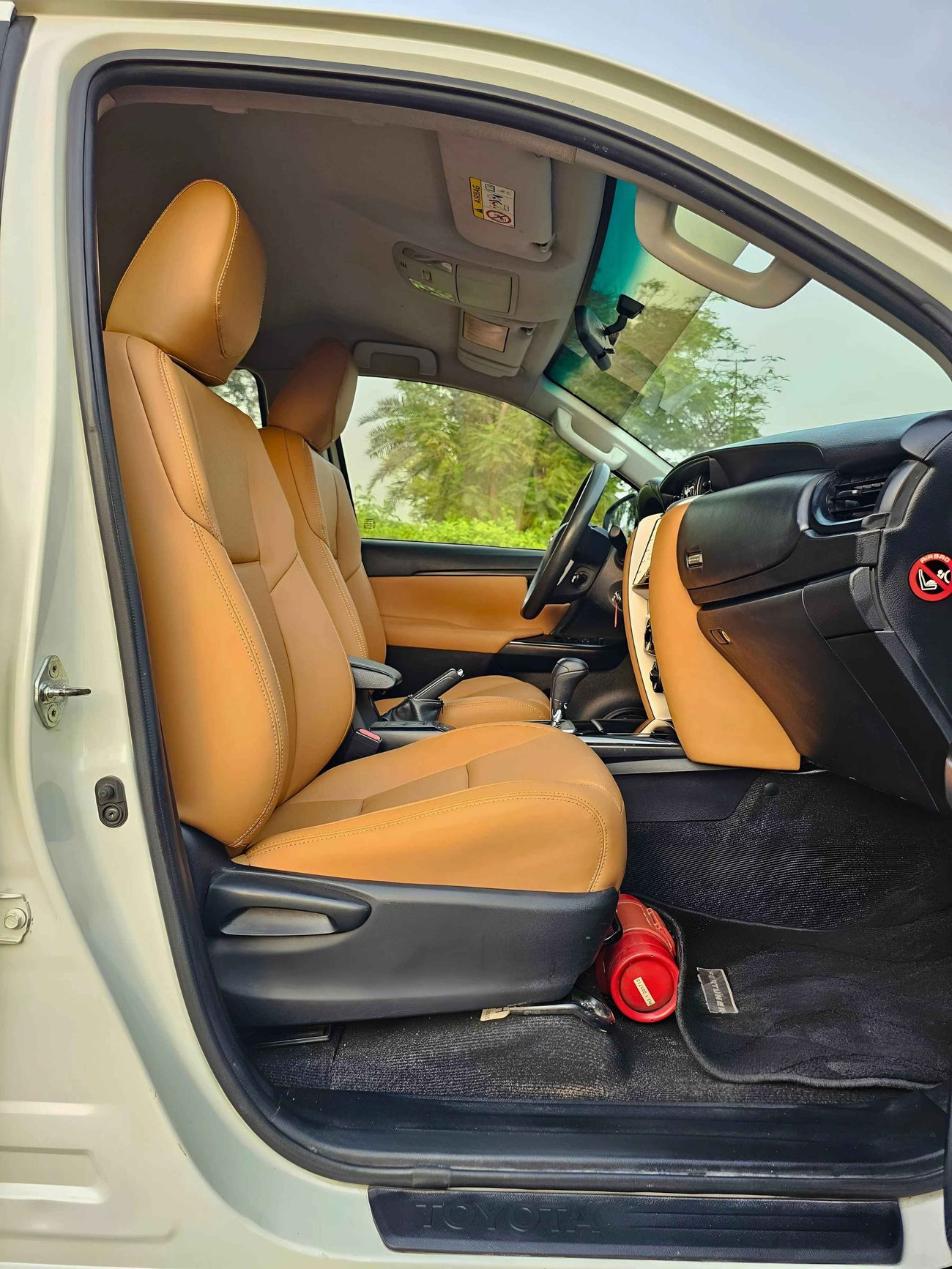 Toyota Fortuner EXR/ 4WD 2.7L/ GCC/ LEATHER SEATS/ NON ACCIDENT/ 1054 MONTHLY/LOT#92420