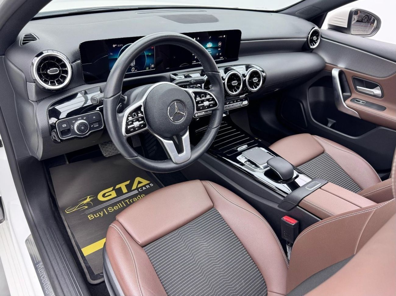 مرسيدس بنز A 200 Hatchback Std 1.3L 2020 Mercedes Benz A200, 2027 Mercedes Warranty, Full Mercedes Service History, V