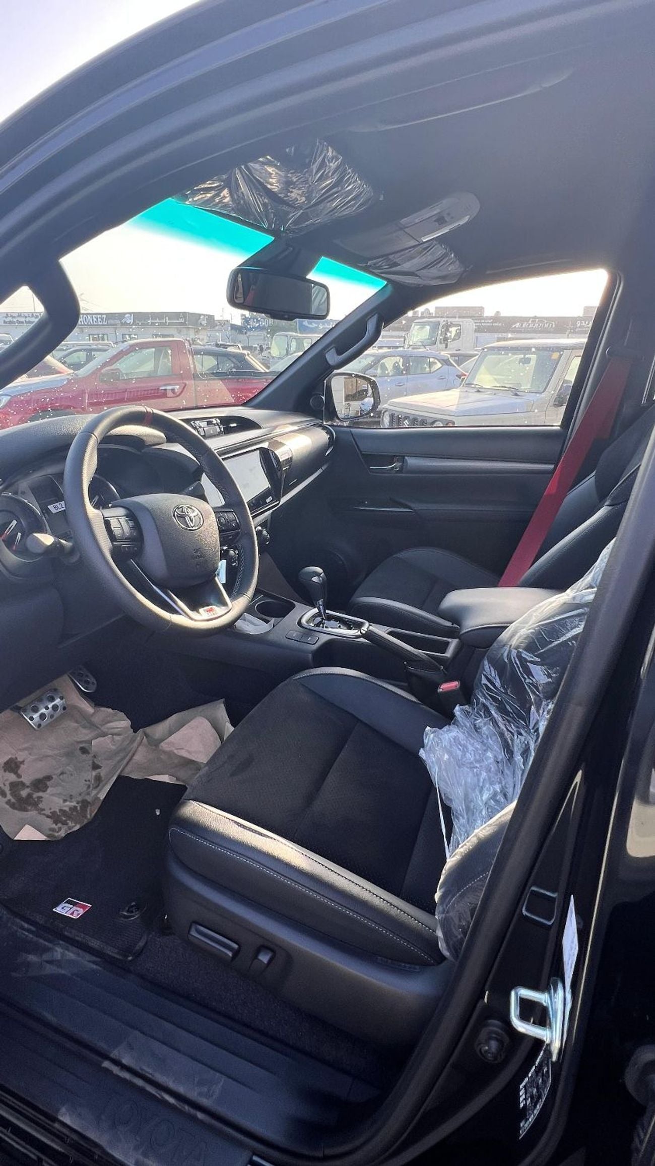 تويوتا هيلوكس Toyota Hilux GR Sport 4.0L