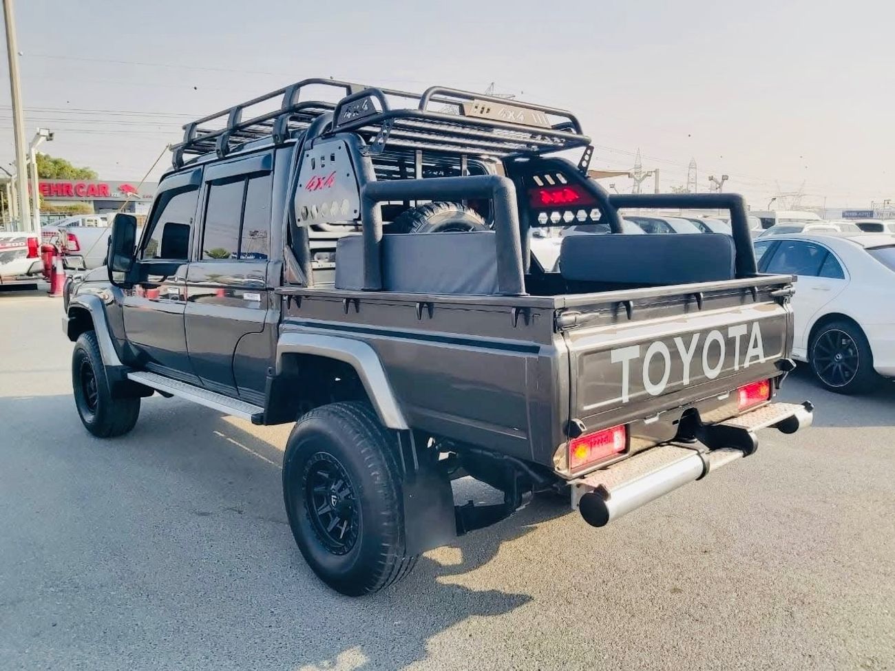 تويوتا لاند كروزر بيك آب Toyota Landcuriser pickup 2018 V8 Diesel