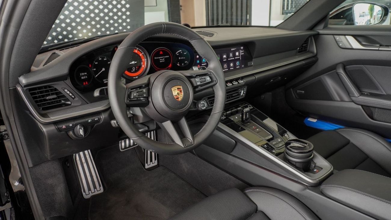 Porsche 911 Carrera S 3.0L (445 HP) Coupe Porsche Carrera 911s - 2024 - Perfect Condition