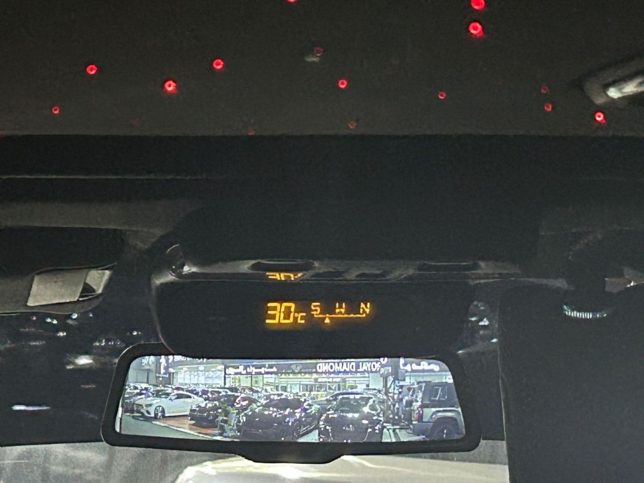 نيسان باترول سوبر سفاري 2 DOOR MANUAL TRANSMISSION GCC NO ACCIDENTS