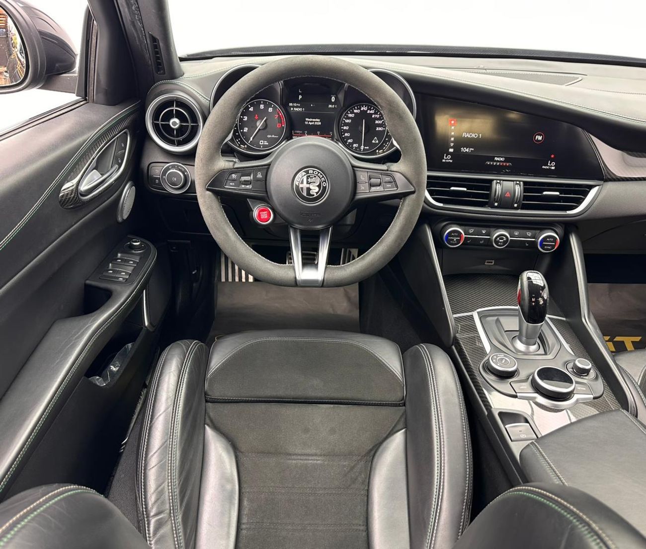 Alfa Romeo Giulia Quadrifoglio 2.9L (505 HP) 2018 Alfa Romeo Giulia Quadrifoglio, Alfa Romeo Service History, 1 Year W