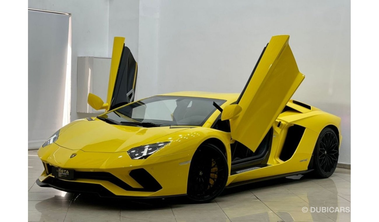 لمبرجيني أفينتادور 2018 Lamborghini Aventador S , Full Agency History, Warranty, GCC