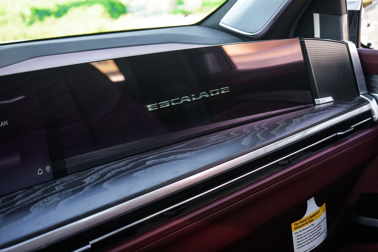 Cadillac Escalade Sport 6.2L 4WD 2025 CADILLAC | ESCALADE | SPORT LUXURY | BLACK EDITION | 36 SPEAKERS | CAPTAIN SEATS