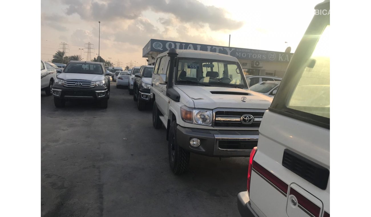 Toyota Land Cruiser hard top 5 doors