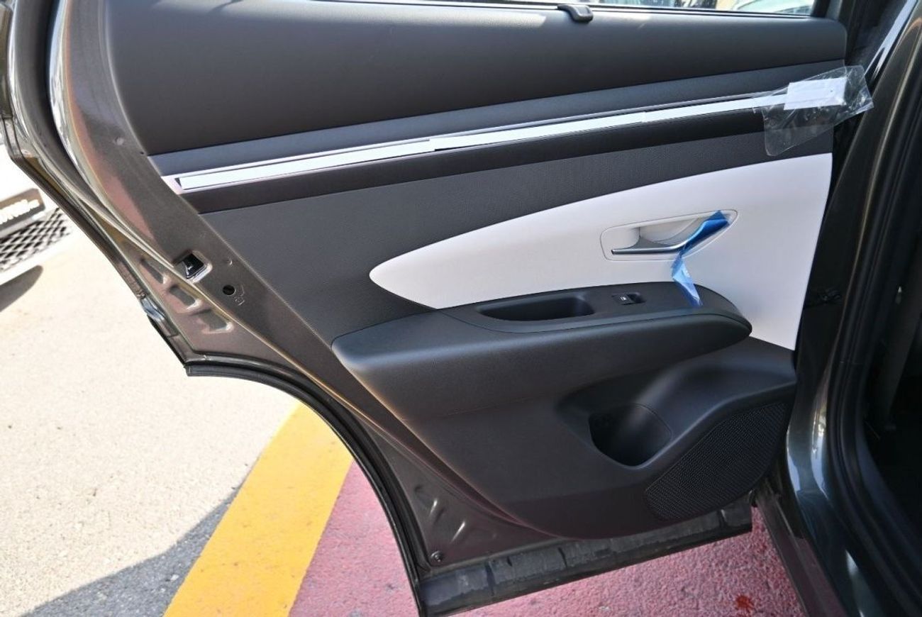 Hyundai Tucson Hyundai Tucson 1.6L Petrol, SUV, FWD, 5 Doors, Cruise Control, Panoramic Roof, Front Electric Seats,