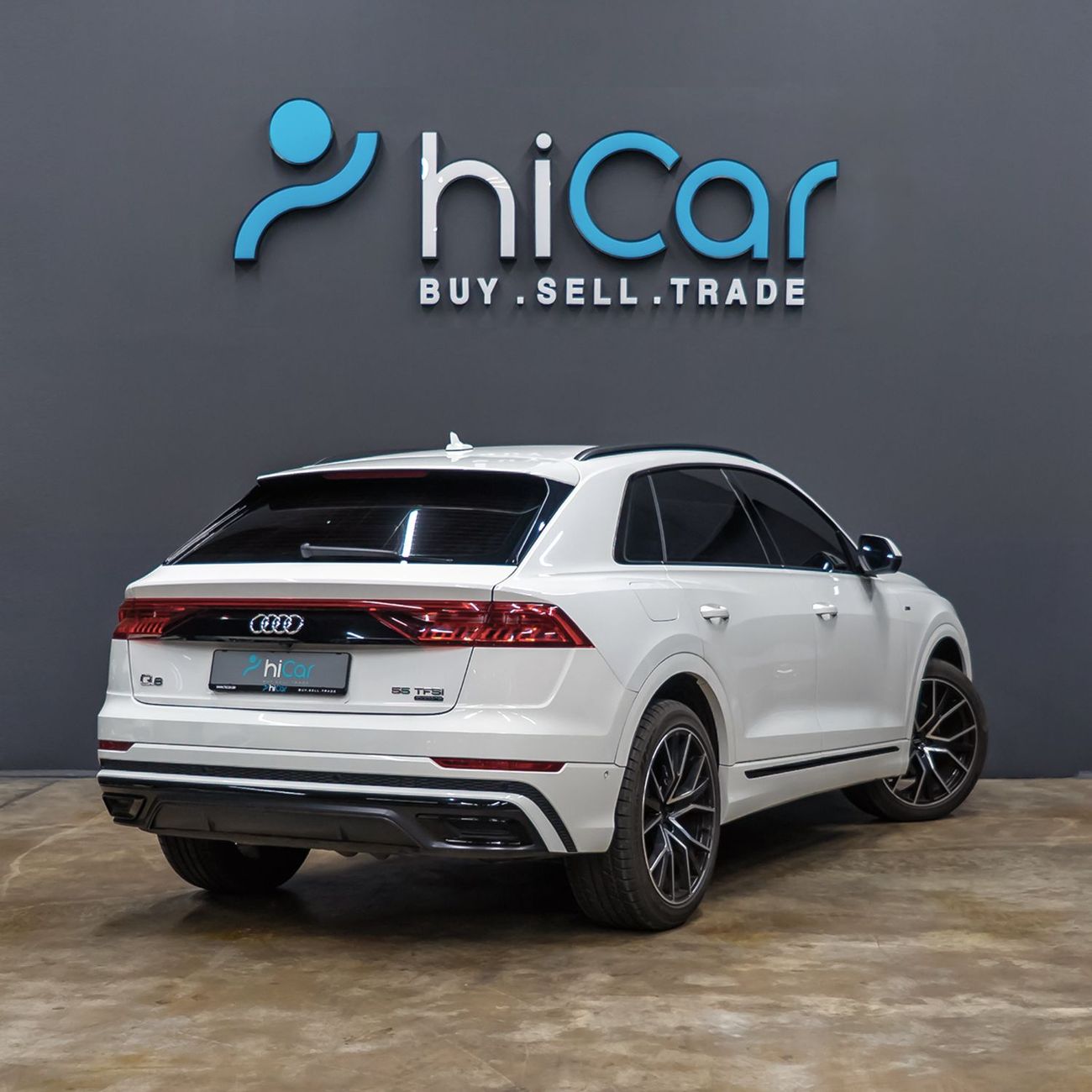 أودي Q8 55 TFSI quattro S-Line 3.0L (340 HP) AED 2,490 pm • 0% Downpayment • Audi Q8 55 TFSI S-Line • 1 Year