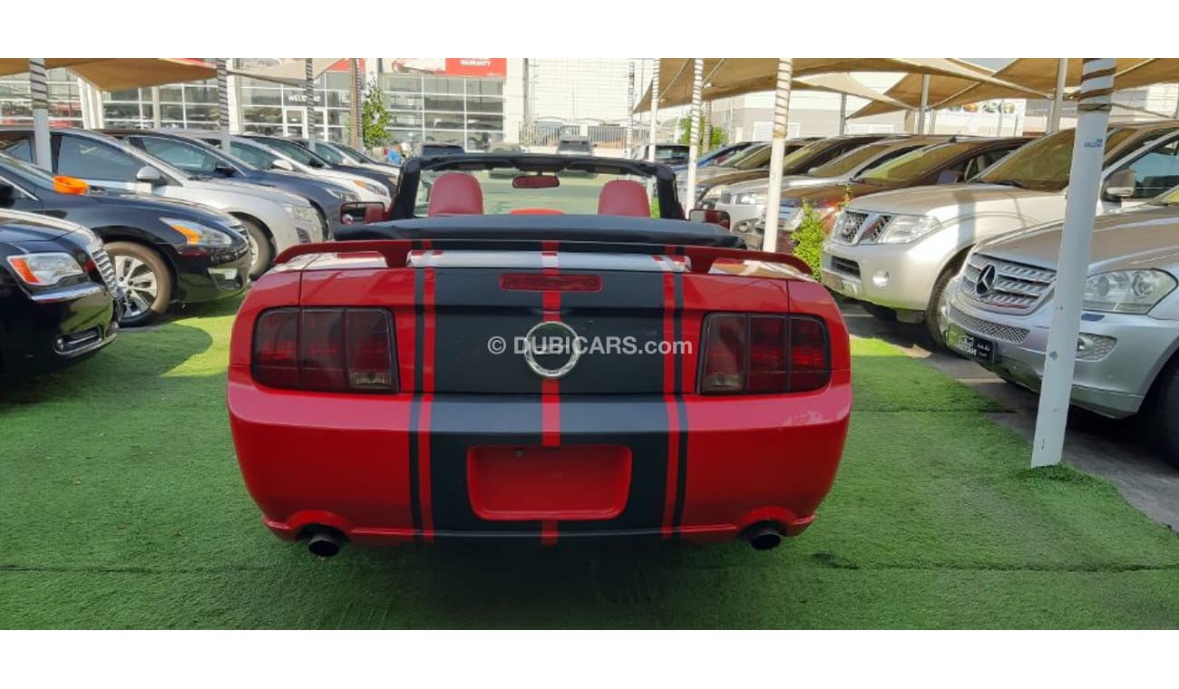 Ford Mustang Gulf 2006 in 8-cylinder condition, in very excellent condition, number one, leather, buying a rear w