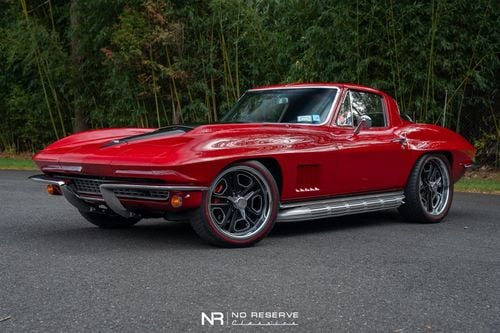 Chevrolet Corvette ZZ502 6 Speed Widebody Restomod