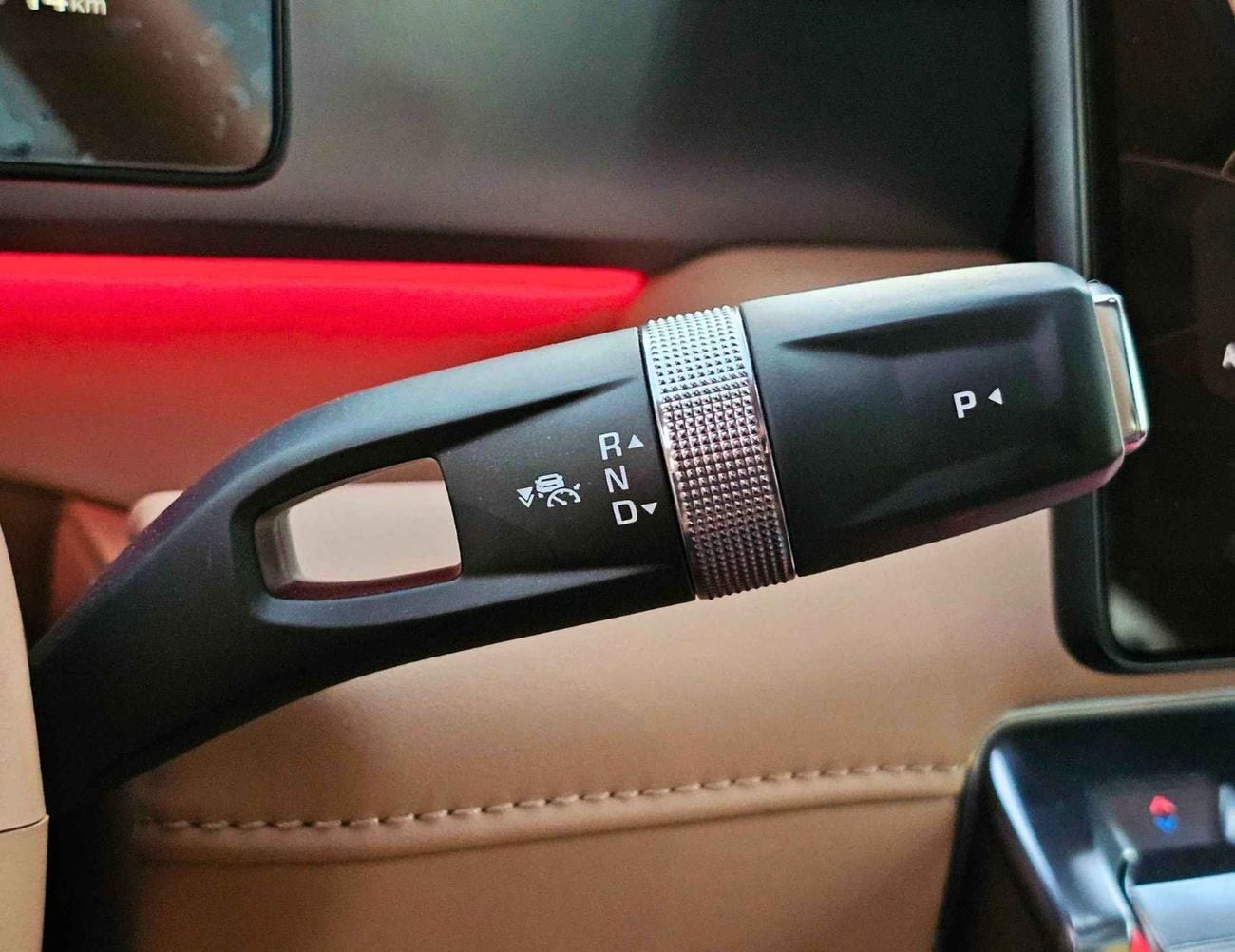 دونج فينج إم هيرو 917 HYBRID / 1.5L TURBO CHARGED / LARGE DISPLAY 15.6" TOUCHSCREEN / PANORAMIC ROOF (CODE#MH817H)