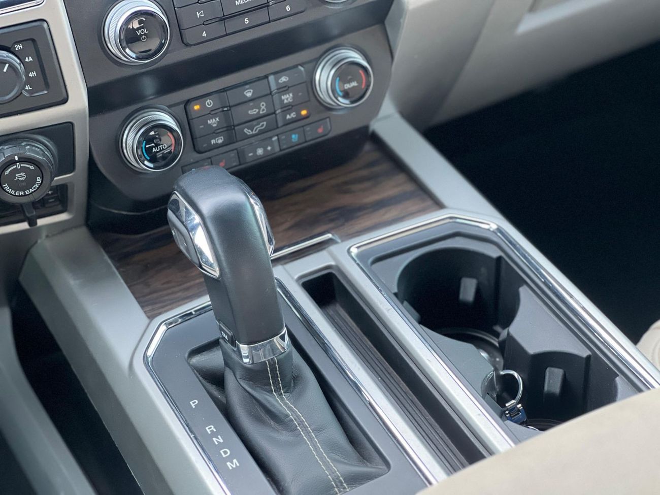 Ford F 150 Lariat FORD F-150 2020 V6 ORGINAL PAINT // LOW MILEAGE // ACCIDENT FREE