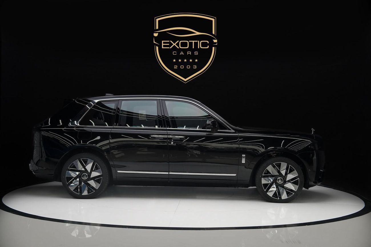 Rolls-Royce Cullinan Rolls Royce Cullinan Silver Badge