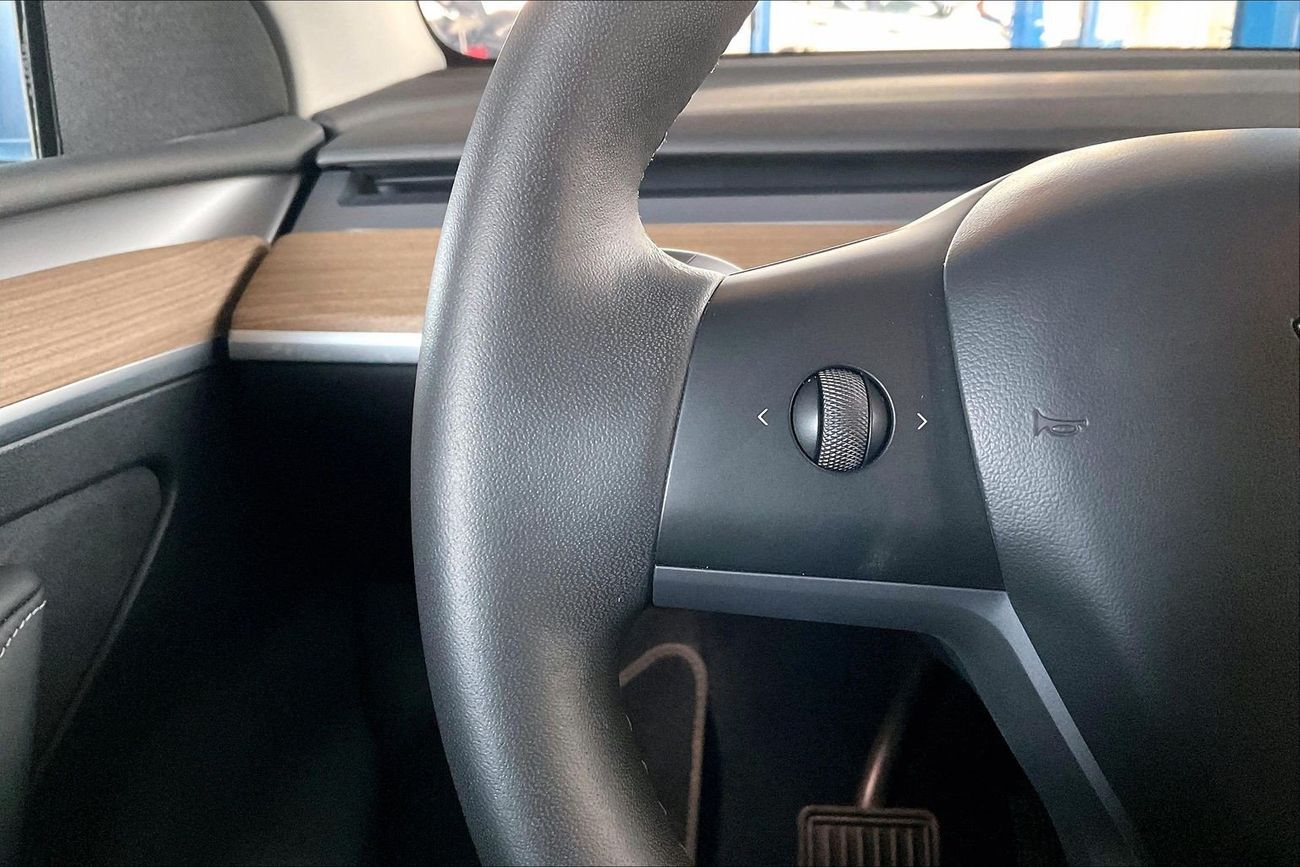 تسلا موديل Y Long Range (Dual Motor) | شامل الضمان | 0 ﺪﻔﻋﺓ ﺃﻮﻟﻯ