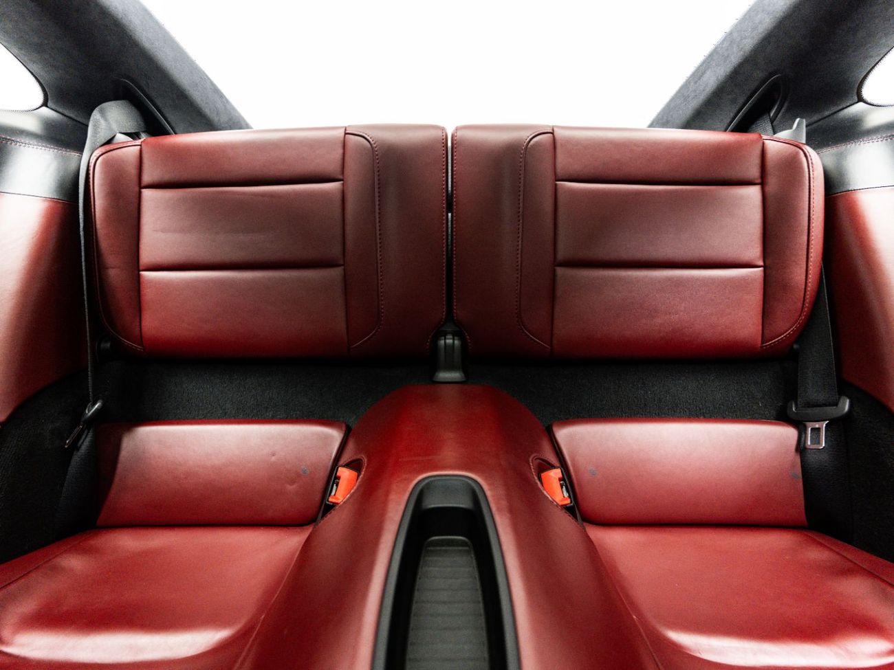 Porsche 911 Carrera 3.4L Coupe The BEST Ramadan Offer in the UAE - Limited Time Only! Porsche Warranty, Full Ser