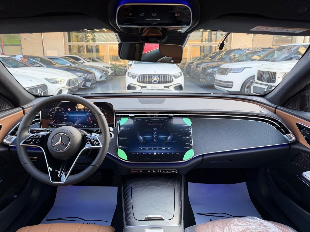 مرسيدس بنز E200 2.0L