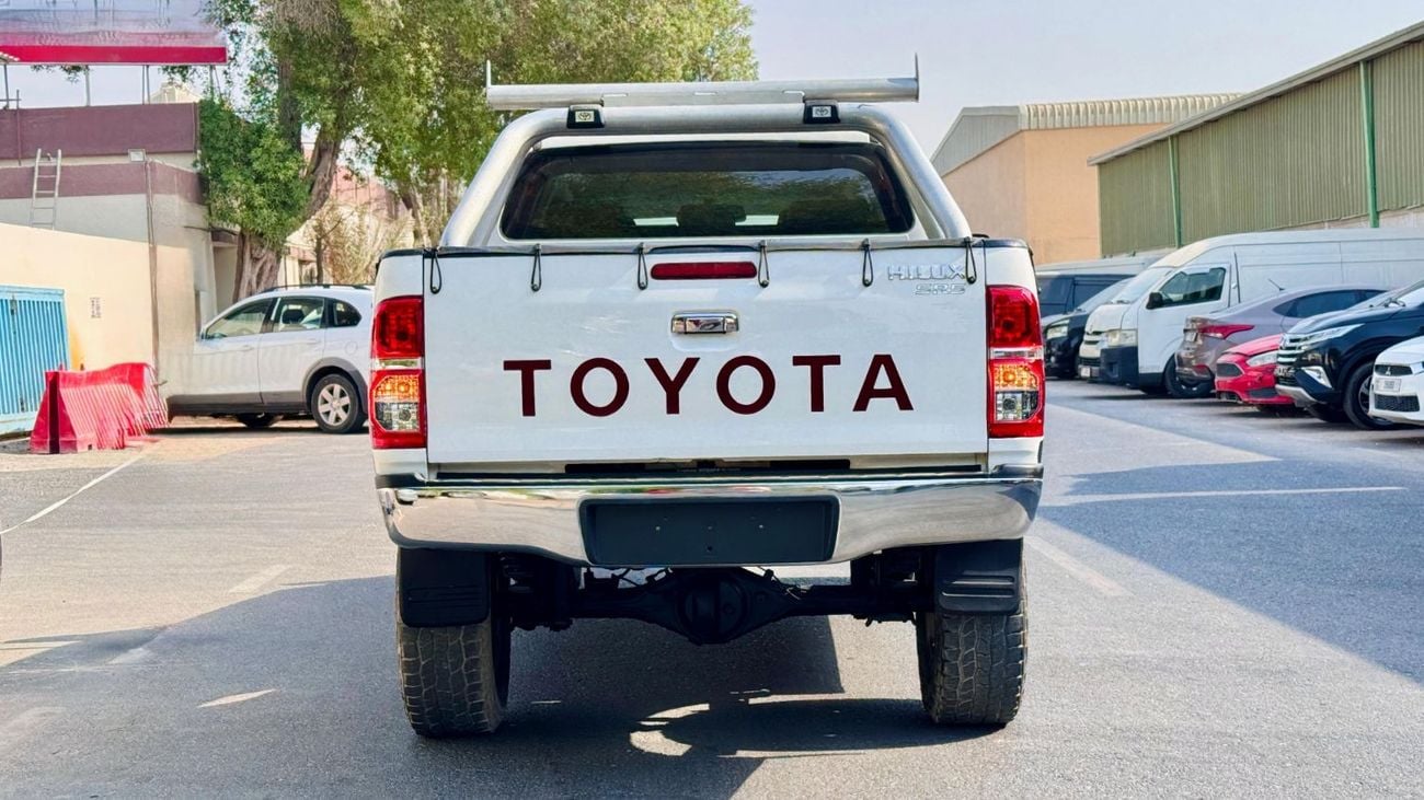 تويوتا هيلوكس DOUBLE CABIN | 3.0L DIESEL ENGINE | AUTOMATIC TRANSMISSION | 2014 | RHD