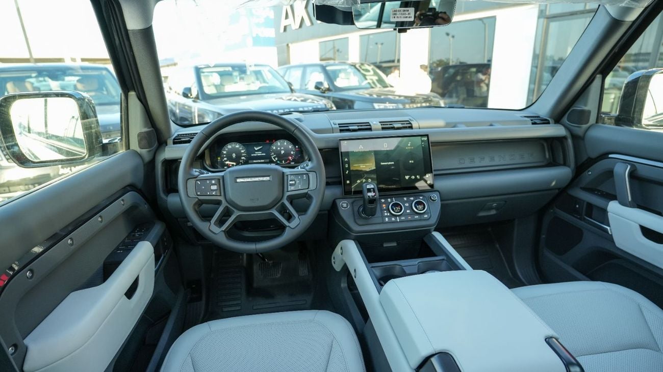 Land Rover Defender P400 X-Dynamic HSE Carpathian Grey 2026MY Export Only