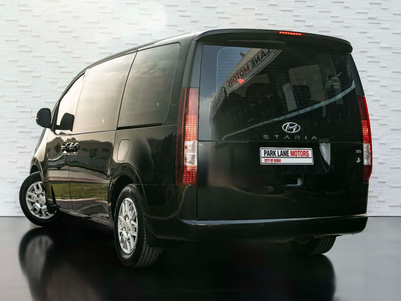 هيونداي ستاريا Premium 3.5L