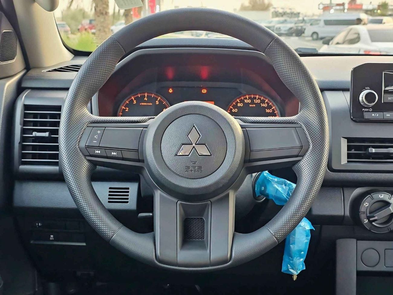 Mitsubishi L200 GLX 2.4L PETROL / M/T / SIDE STICKER / 4WD (CODE # GLXP)