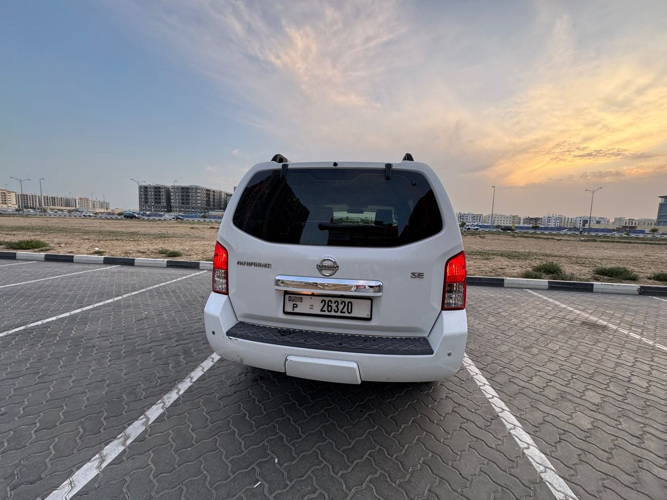 Nissan Pathfinder S 3.5L