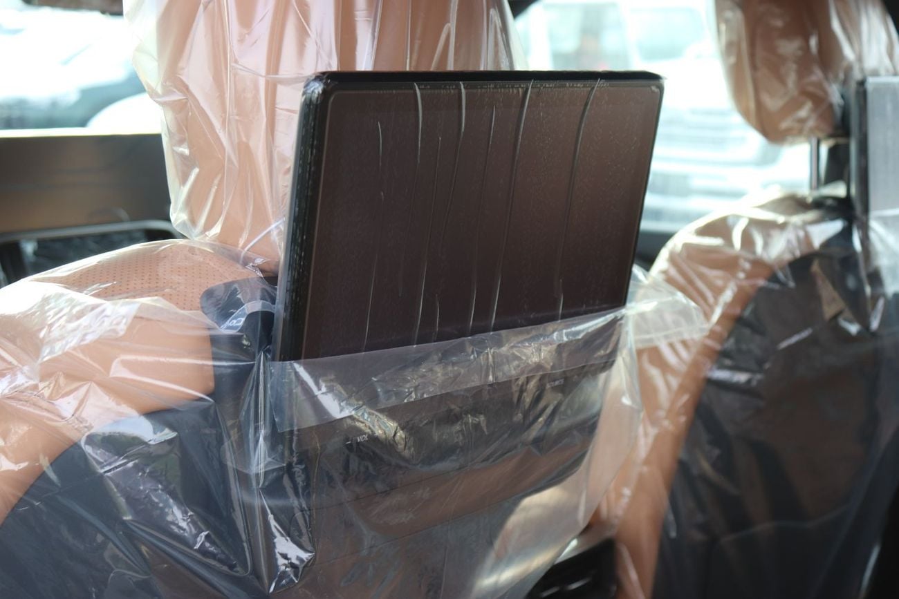 لكزس LX 700h SIGNATURE WITH AUTO PARK, 22 WHEELS, SOFT CLOSE, HEADUP DISPLAY, MODEL 2026