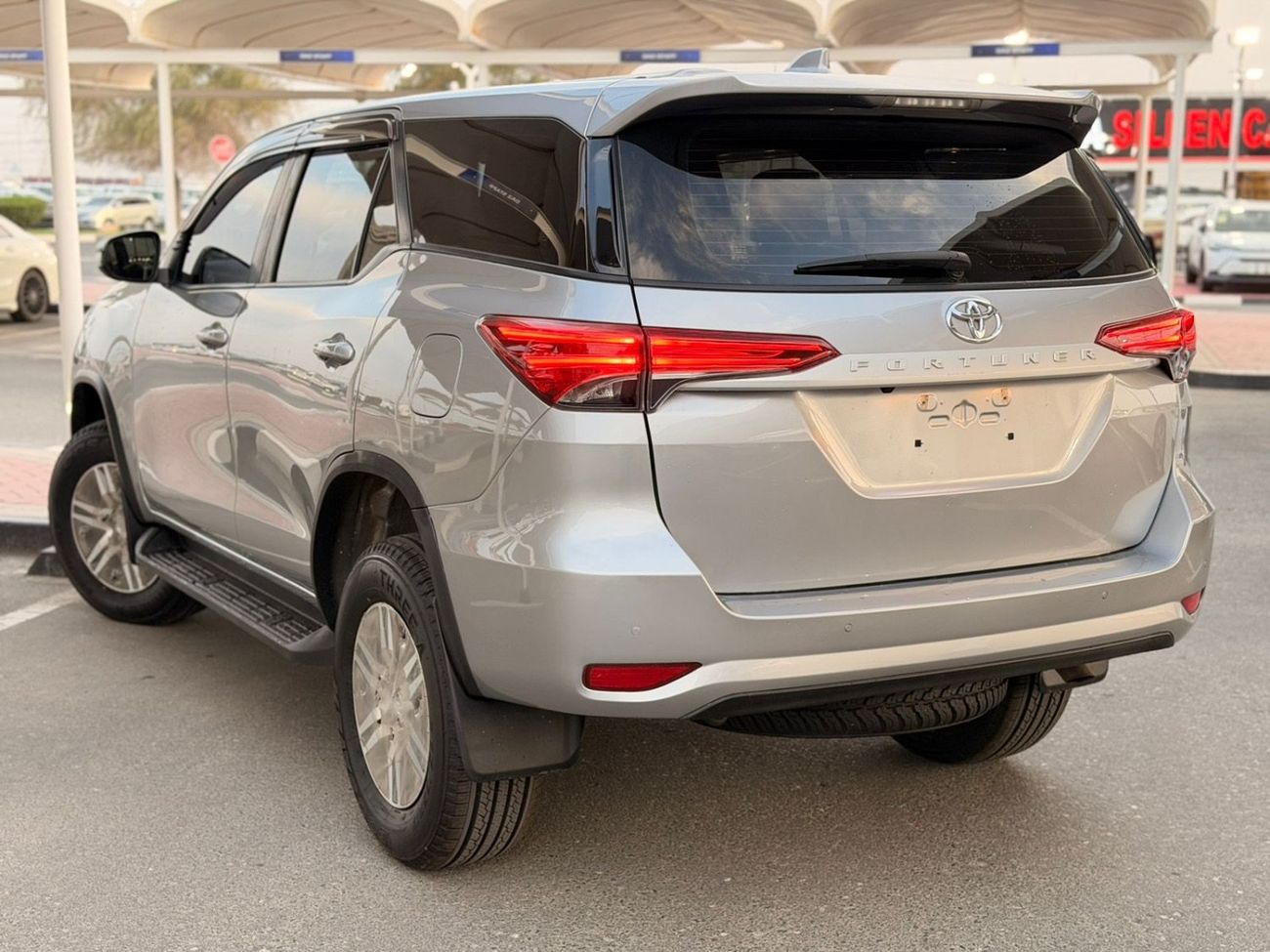 تويوتا فورتونر VX2 4X4 Diesel 2.8L