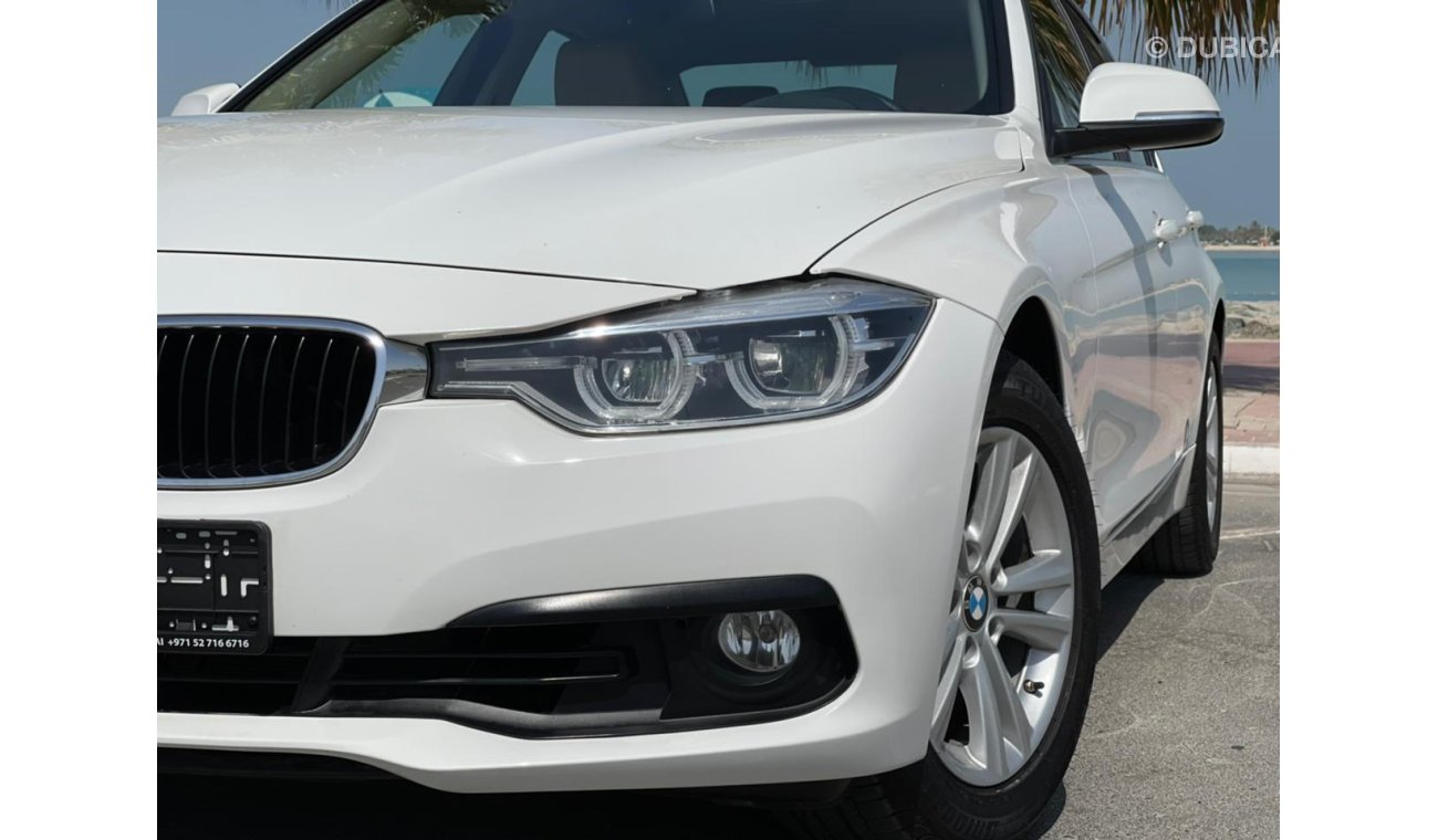 BMW 320i GCC UNDER WARRANTY ACCIDENT FREE