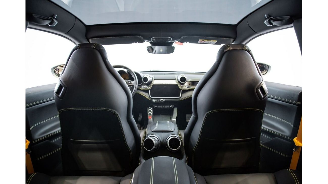 فيراري جي تي سي 4  لوسو Ferrari GTC4LUSSO T V8