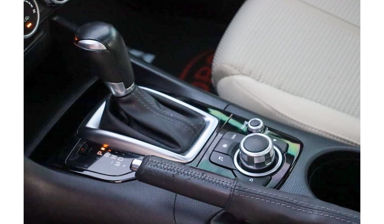 مازدا 3 Luxury Plus 2.0L MAZDA 3 FULL OPTION/ GCC / 2017 / First Owner