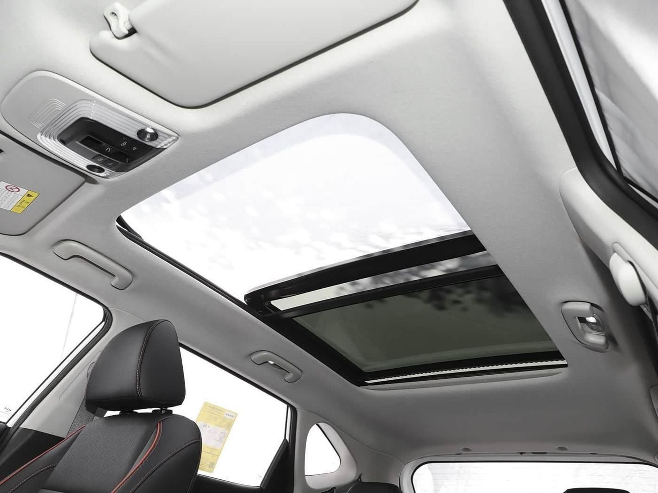 Kia Seltos Kia Seltos Premium 1.5L - White & Black Inside Black