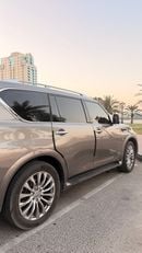 Infiniti QX80 LUXURY