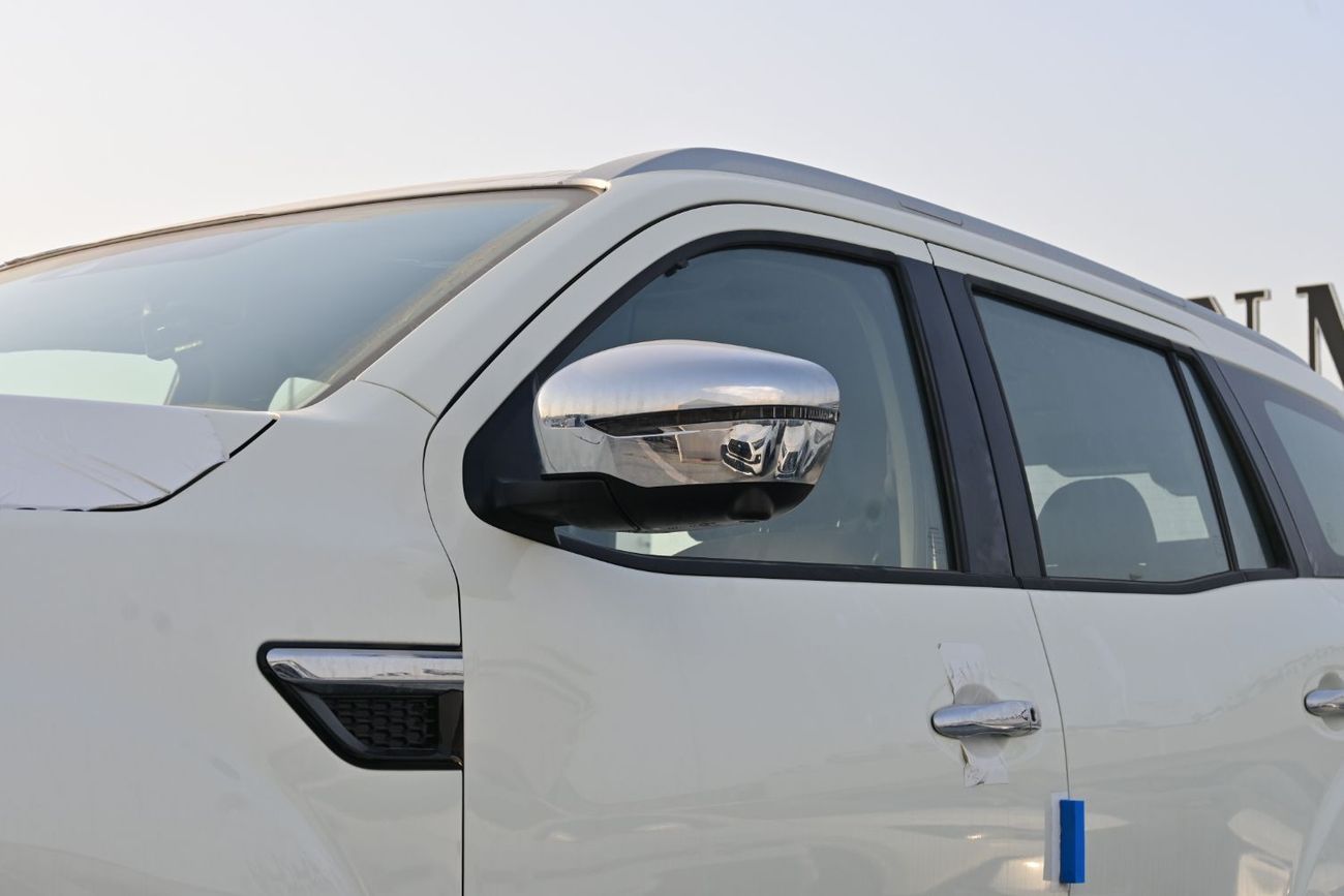 Nissan XTerra Platinum 2.5L 4WD Nissan X-Terra 2.5L Petrol, 4WD Model 2024 Color White