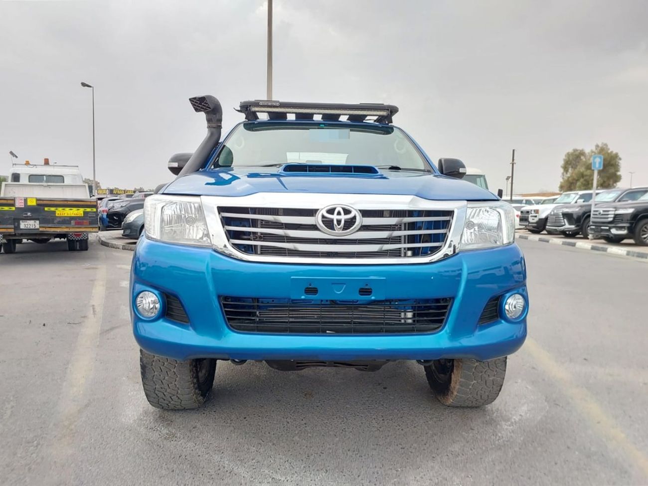 Toyota Hilux TOYOTA HILUX PICKUP RHD 2014 MODEL 3.0 L DIESEL AUTOMATIC(PM35882)