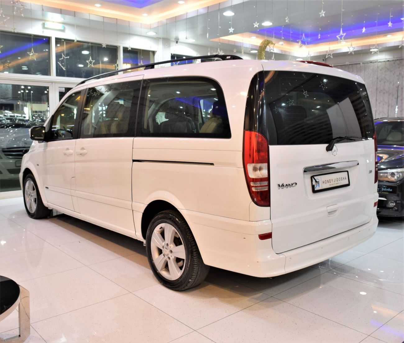 مرسيدس بنز فيانو EXCELLENT DEAL for our Mercedes Benz Viano 3.5L ( 2015 Model! ) in White Color! GCC Specs