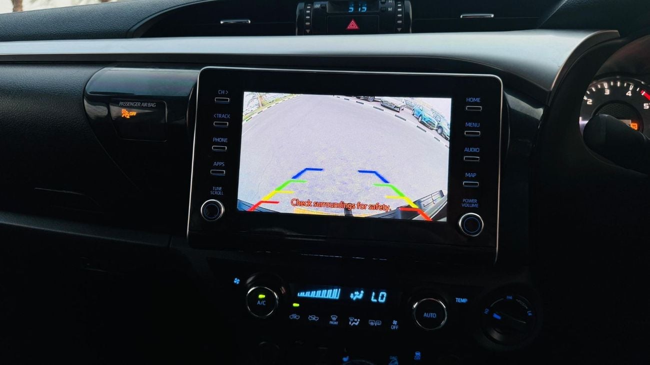 Toyota Hilux FULLY LOADED FOR OFF ROADING | MSA TOWING MIRROR | 2.8L DIESEL | MANUAL | ELECTRIC SEAT | RHD | 2021