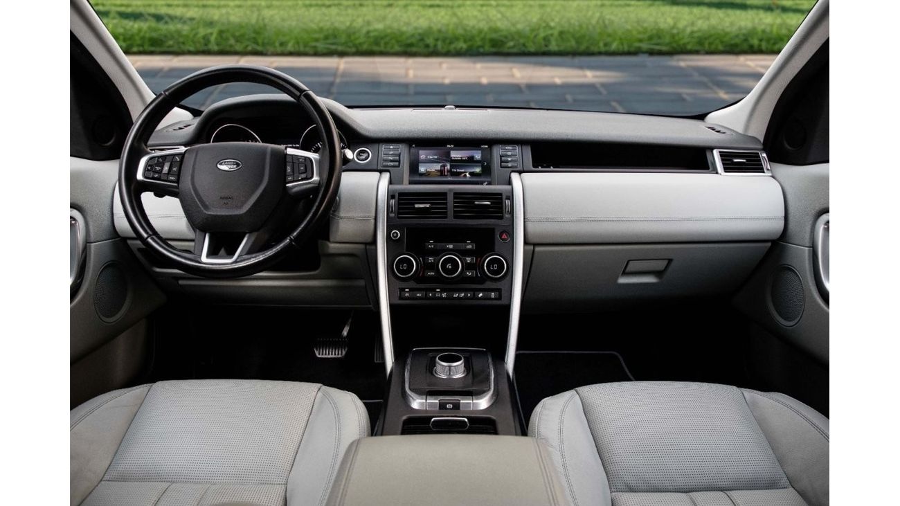 Land Rover Discovery Sport SE | 2,019 P.M (4 Years)⁣ | 0% Downpayment | Excellent Condition!