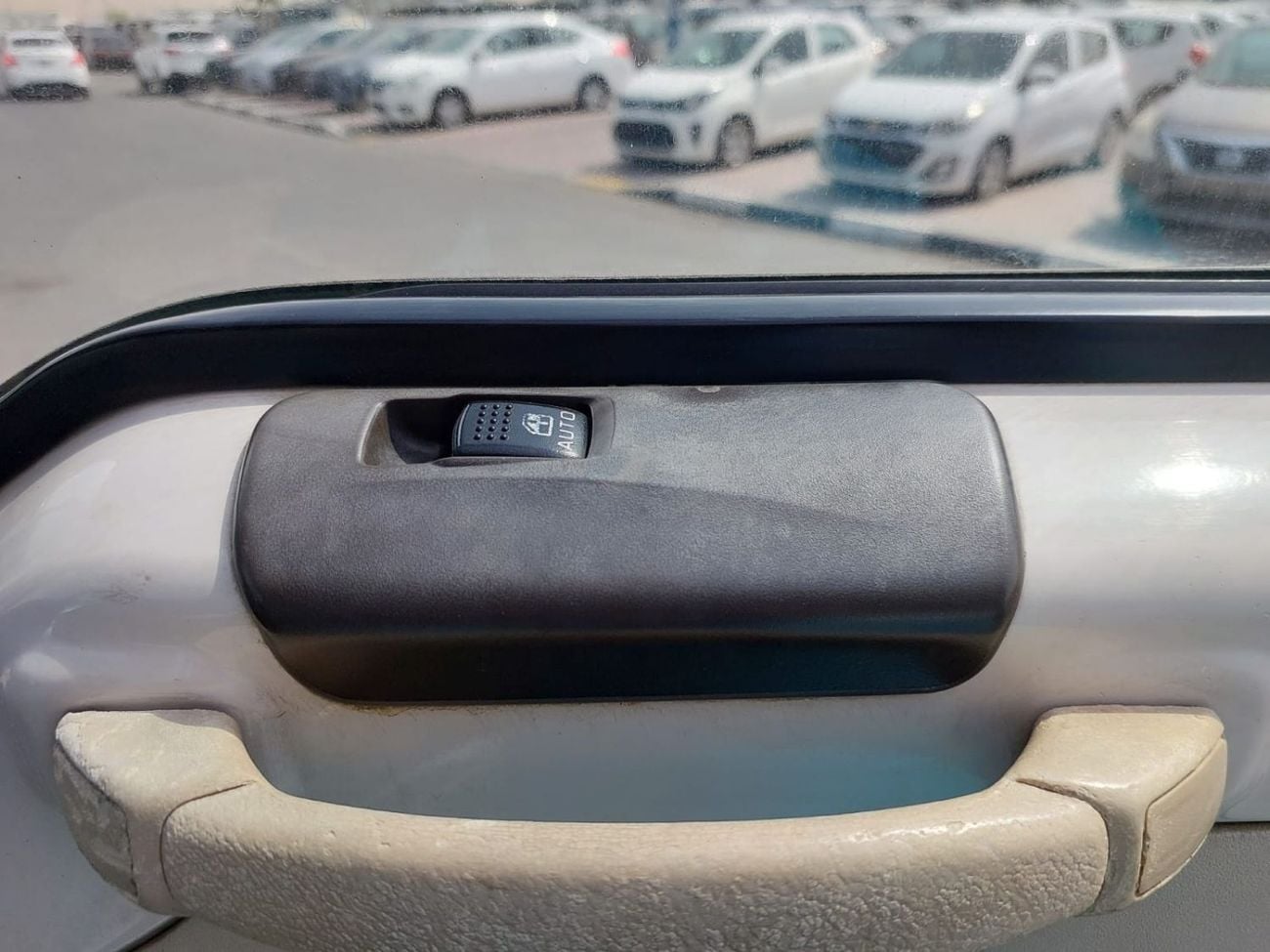 ميتسوبيشي روزا (RAMADAN OFFER) MITSUBISHI ROSA BUS RHD 2005 MODEL 4.9 L DIESEL MANUAL(PM400037)