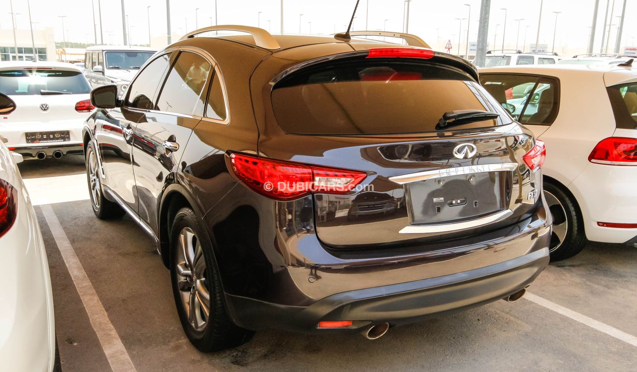 Infiniti FX35