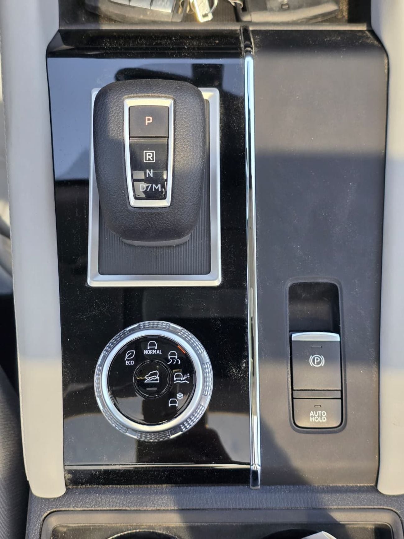 Mitsubishi Outlander MITSUBISHI OUTLANDER 2026 M-LINE