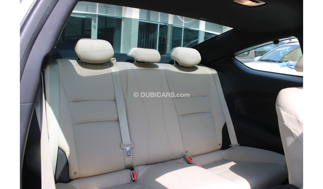 Honda Accord Coupe HONDA ACCORD COUPE - 2017 - GCC - V4 - PERFECT CONDITION INSIDE OUT