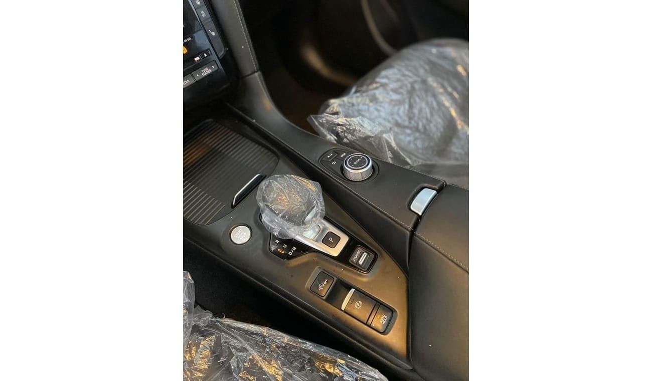 إنفينيتي QX50 Luxury 2.0L RWD