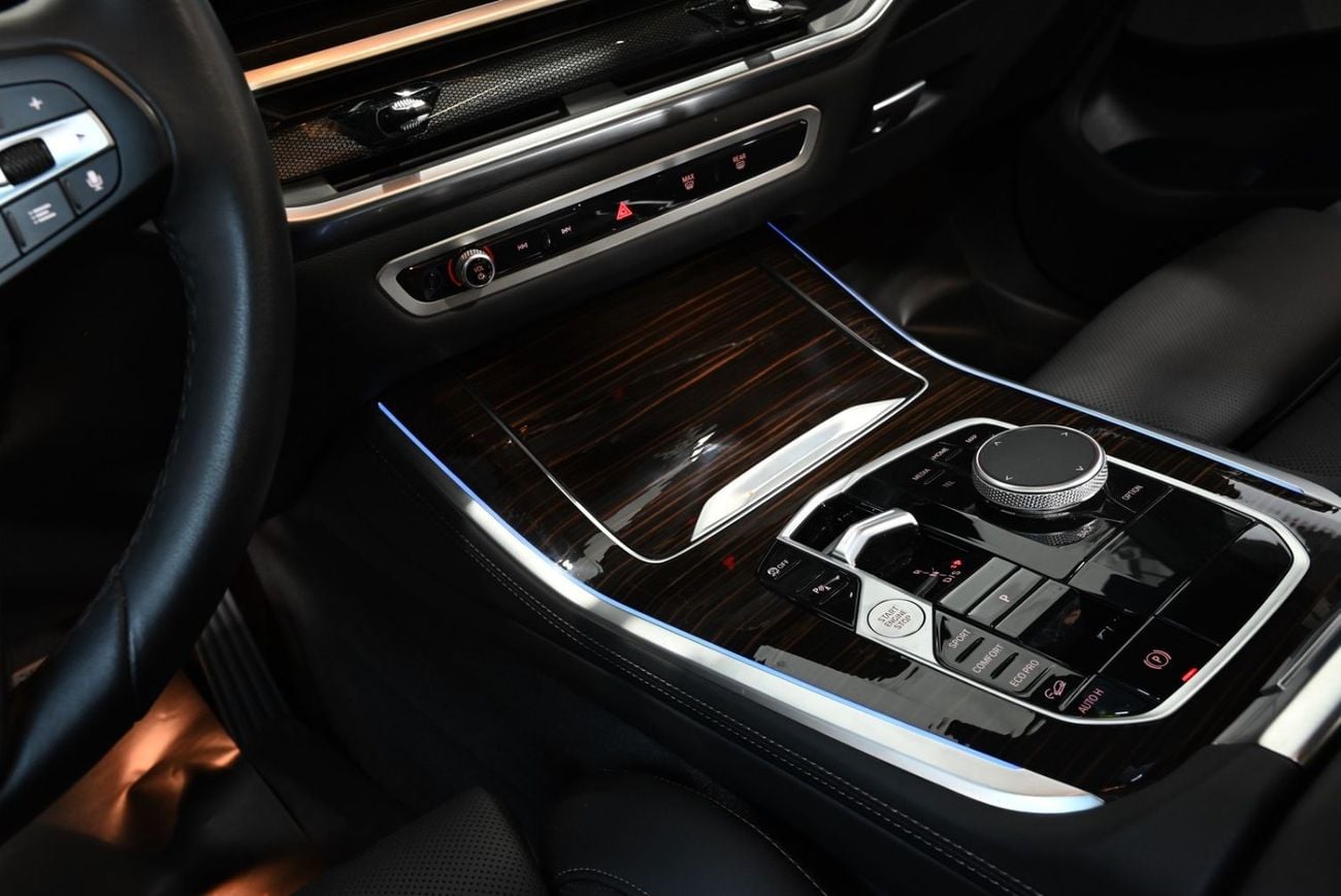 BMW X5 xDrive40i, миниатюра 11