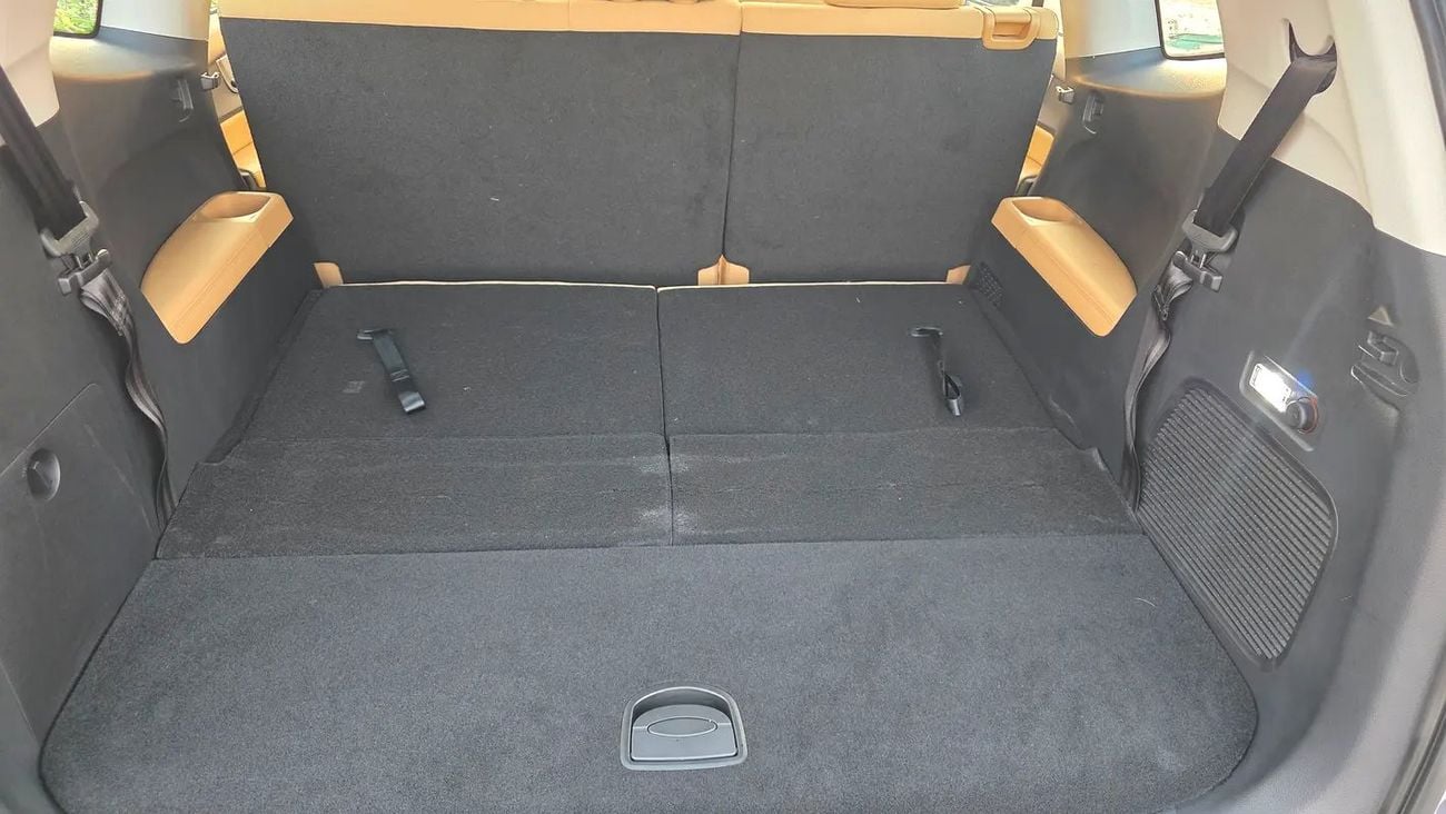 أم جي RX8 GCC Specs | 7-Seater Luxury SUV | Brand Condition