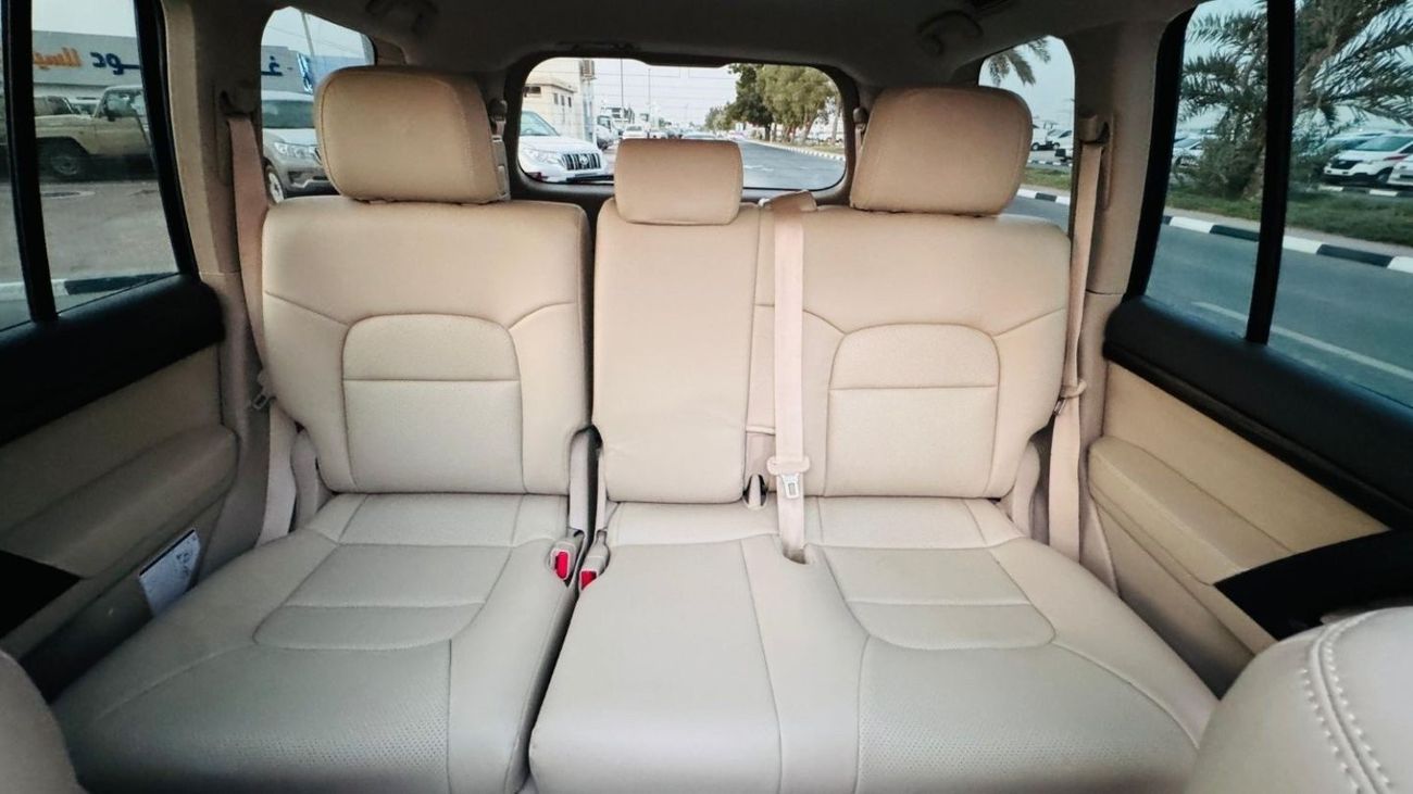 Toyota Land Cruiser PREMIUM CONDITION | 4.0L PETROL | SUNROOF | LHD | 2020 | COOL BOX | REAR VIEW CAMERA