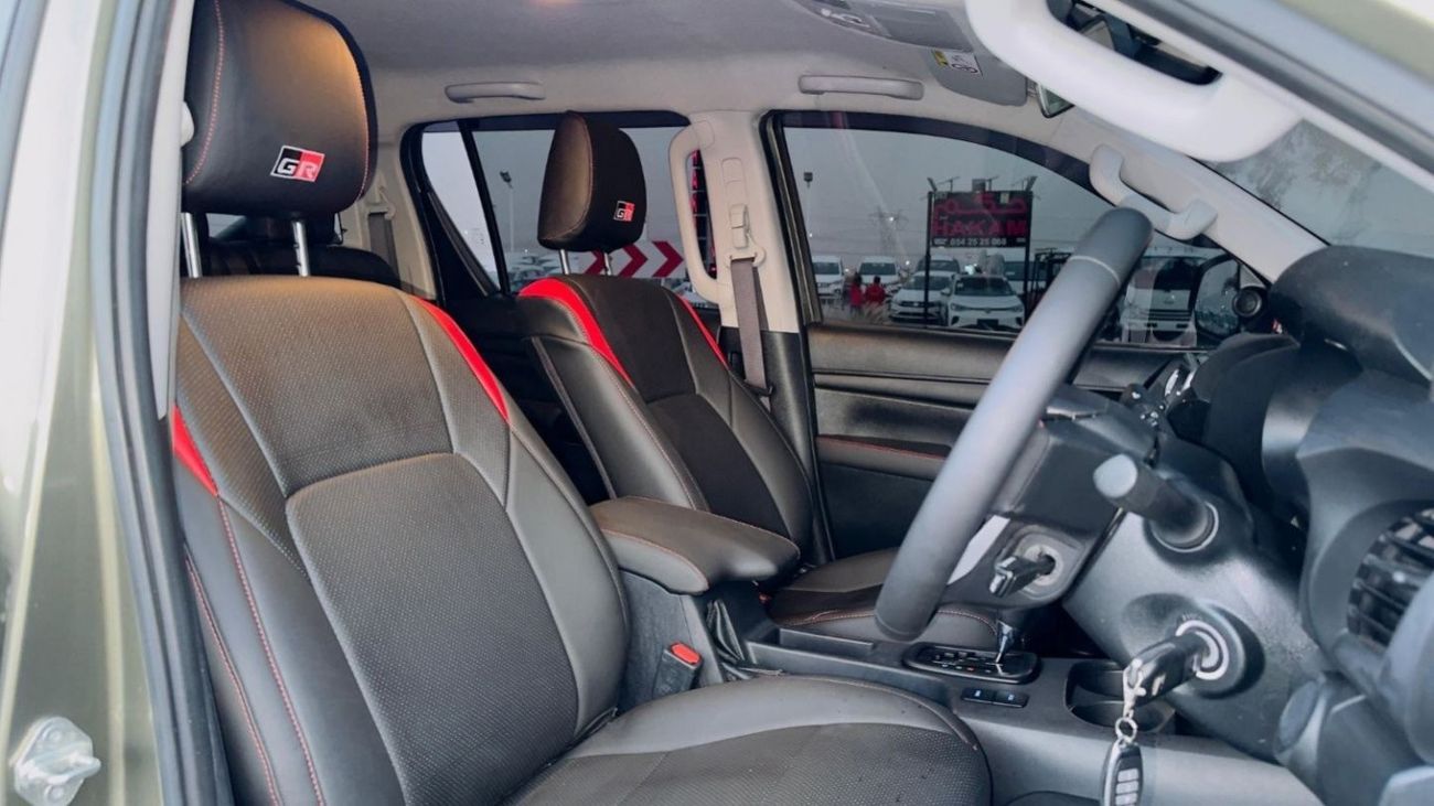 Toyota Hilux GR KIT INSTALLED | AFTER MARKET SIDE FENDERS | 2.8L DIESEL | RHD | REAR VIEW CAMERA