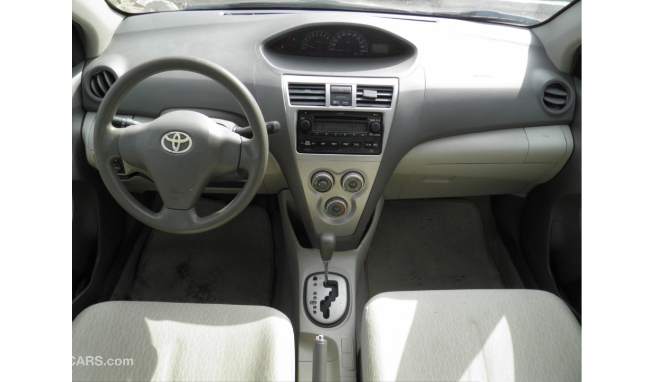 Toyota Yaris 2011 1.3 Ref#696