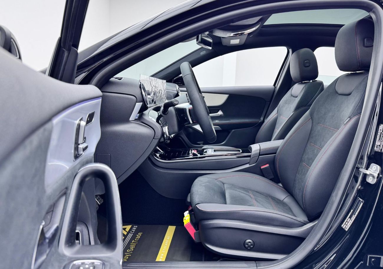 مرسيدس بنز A 200 Std 1.4L *Brand New* Mercedes Benz A200, 5 Years Mercedes Warranty, Delivery Kms, GCC