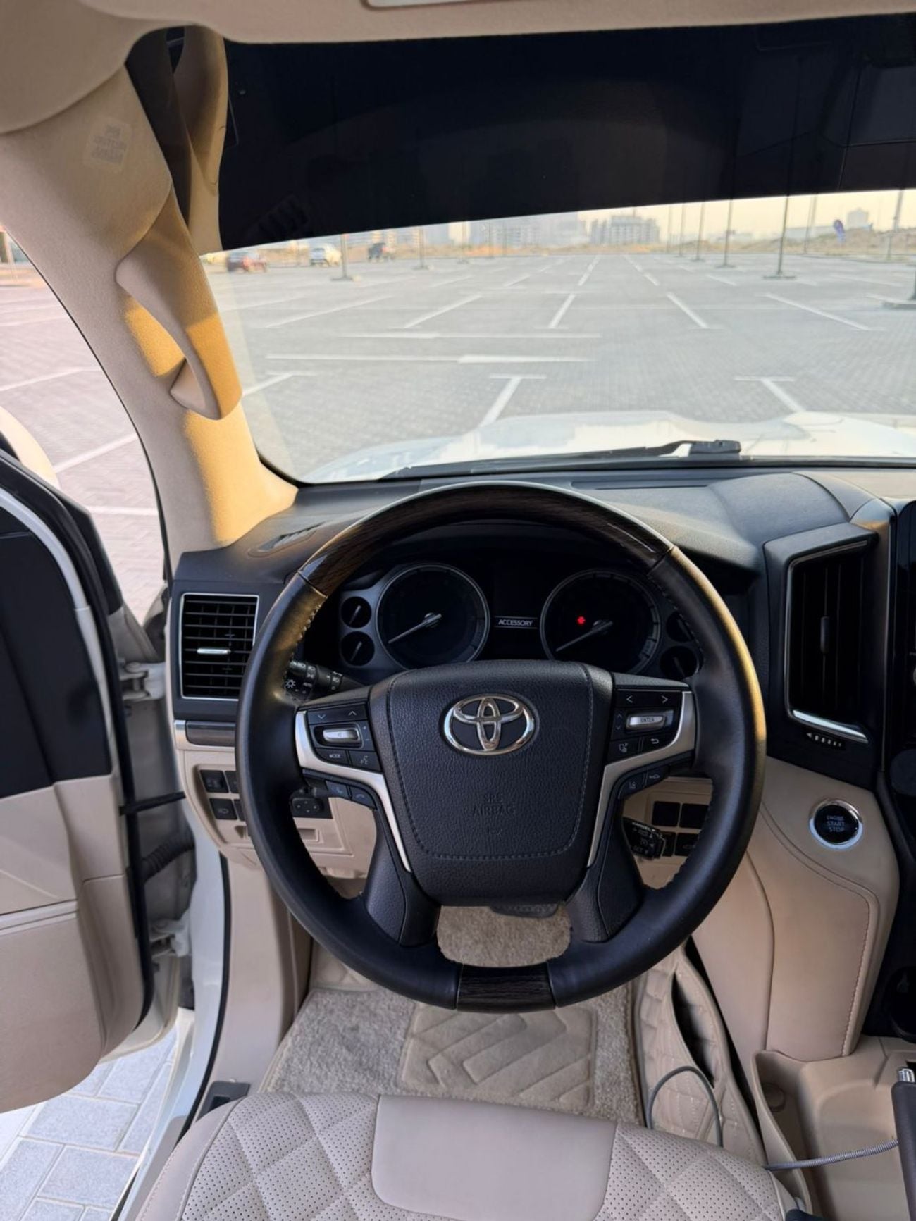 تويوتا لاند كروزر GXR 4.6L